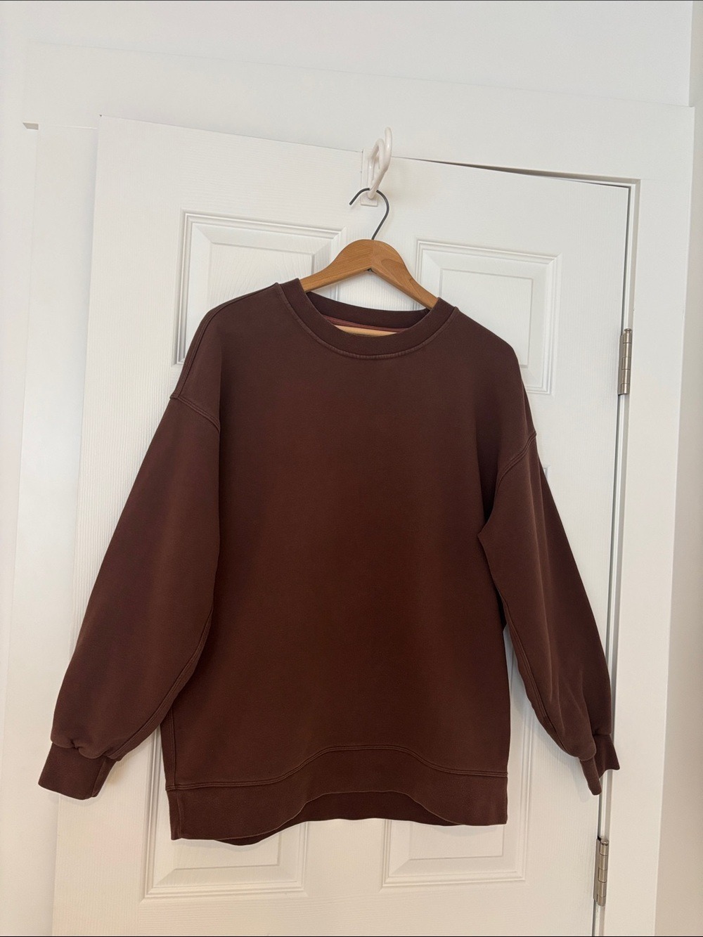 LULULEMON Perfectly Oversized Crewneck Sweatshirt brown size large - Picture 3 of 10
